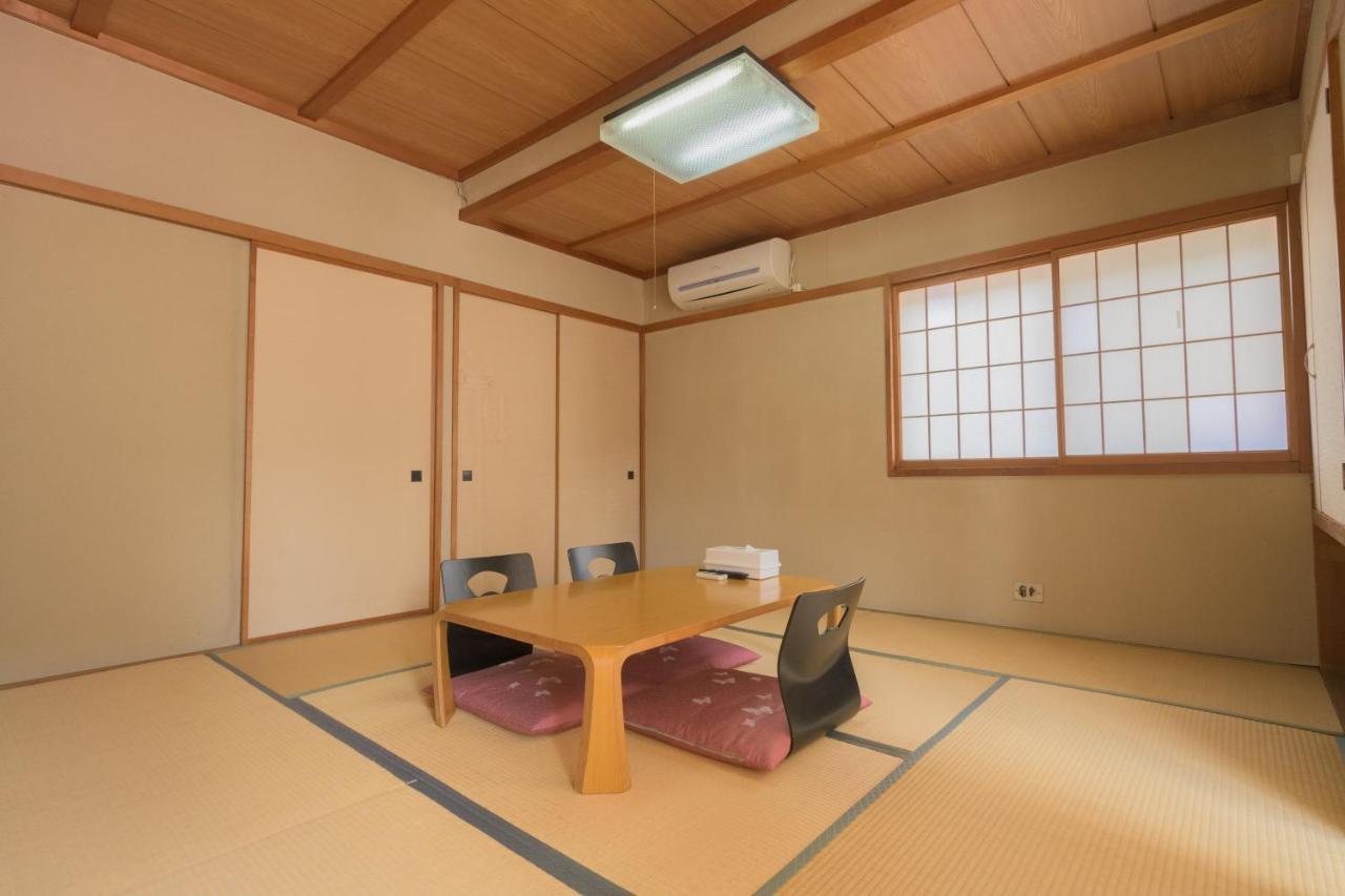 Shibu Onsen Kadoya Hotel Yamanouchi  Exterior photo